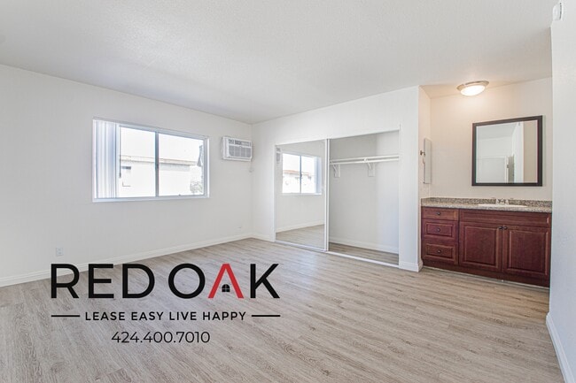 Foto del edificio - 1930 S Del Mar Ave