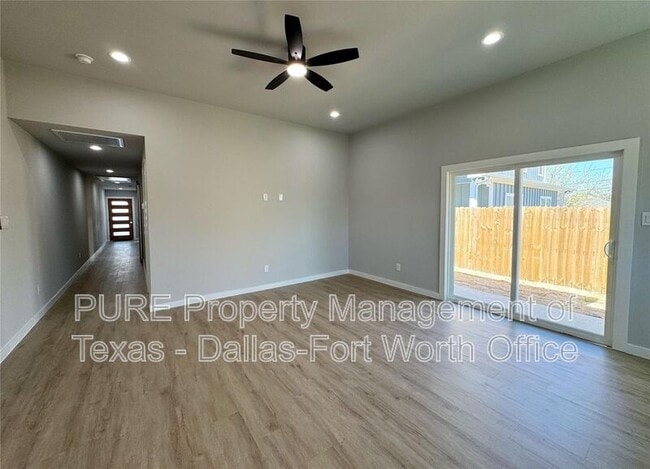 Building Photo - 2015 Stuart St