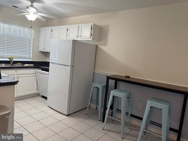 Foto del edificio - 1130 Huntmaster Terrace NE