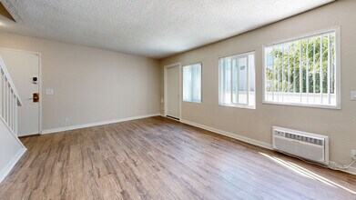 Interior Photo - Rosebeach