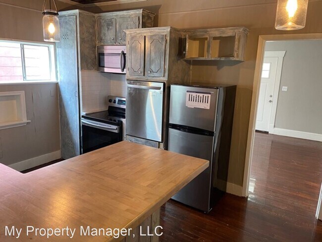 Foto del edificio - 1 br, 1 bath House - 1349 Glen Oak Place