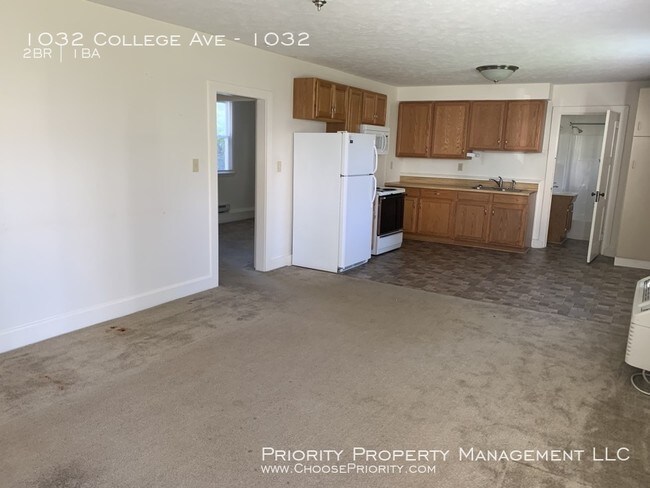 Foto del edificio - 1032 College Ave