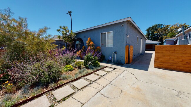 Building Photo - 14801 Firmona Ave