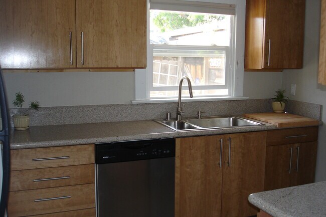 Foto del edificio - 3161 Ivy St