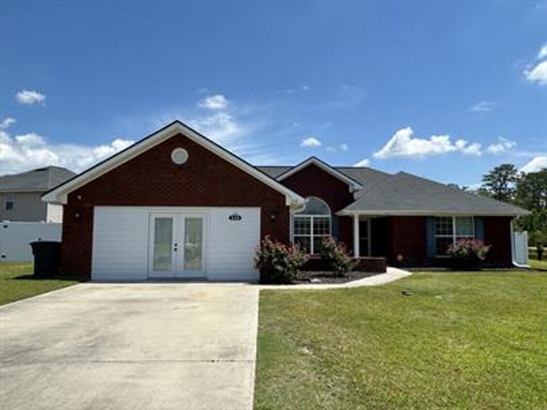 Foto principal - 510 Wyckfield Way