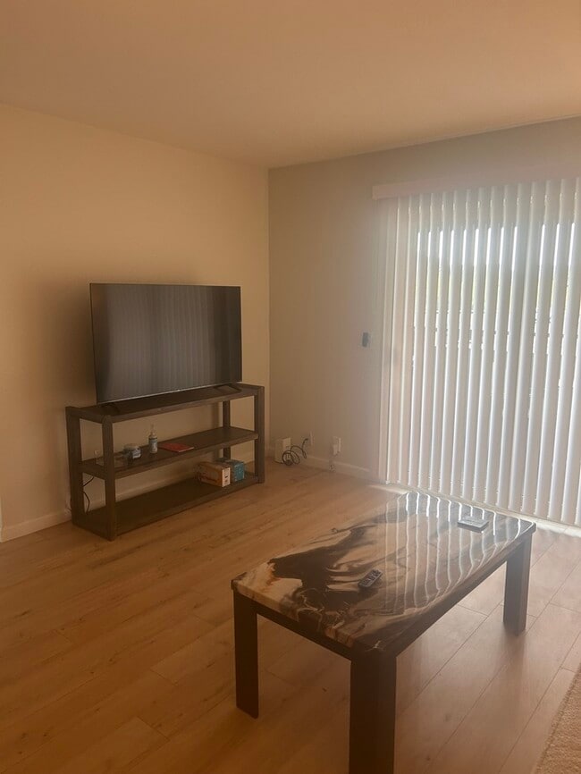 Photo - Fully Furnished Beautiful condominium in Excellent location