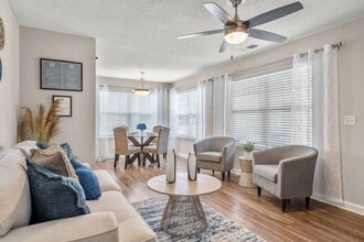 Building Photo - Flintlake