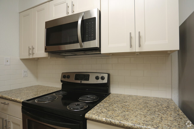 2br, Kitchen - Park Colony