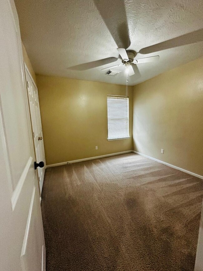 Photo - 6946 Paris St Apartment