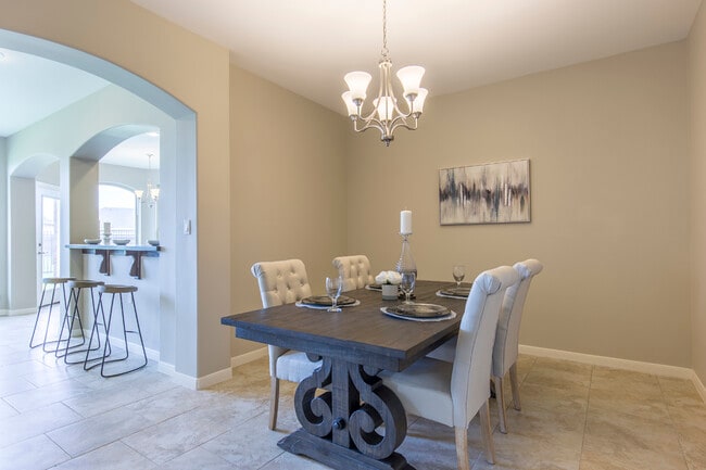 Building Photo - 5100 Tres Lagos Blvd