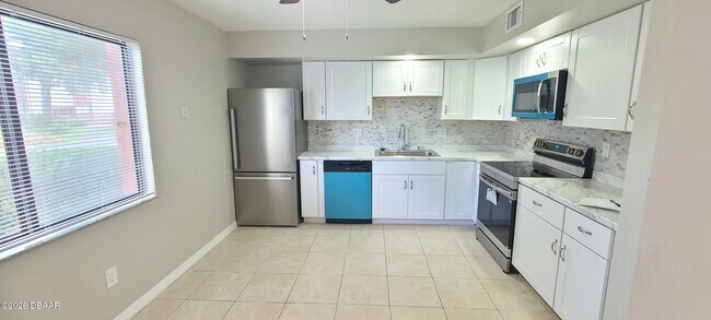 Foto del edificio - 2118 Oak Meadow Cir