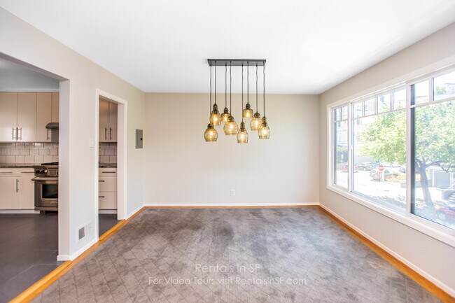 Building Photo - 123 Duboce Park