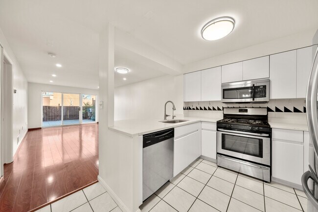 Building Photo - 303 Williams Ct