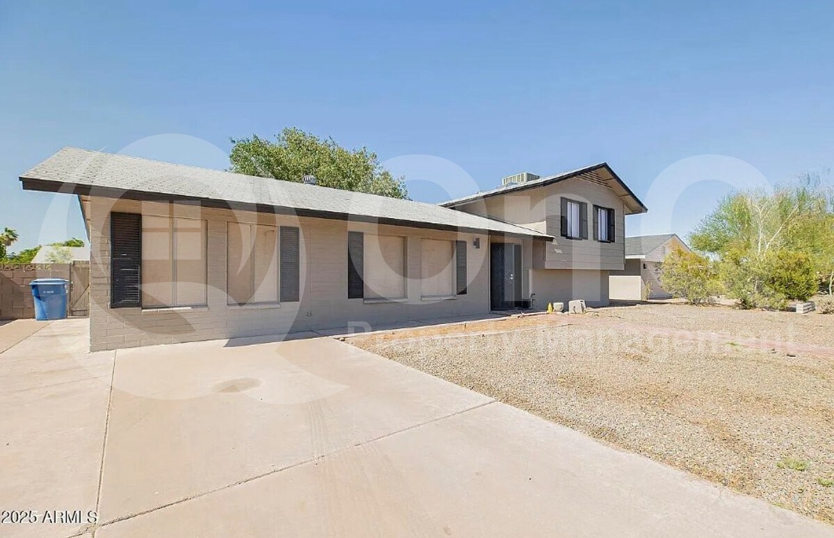 Photo - 1646 East Hermosa Drive