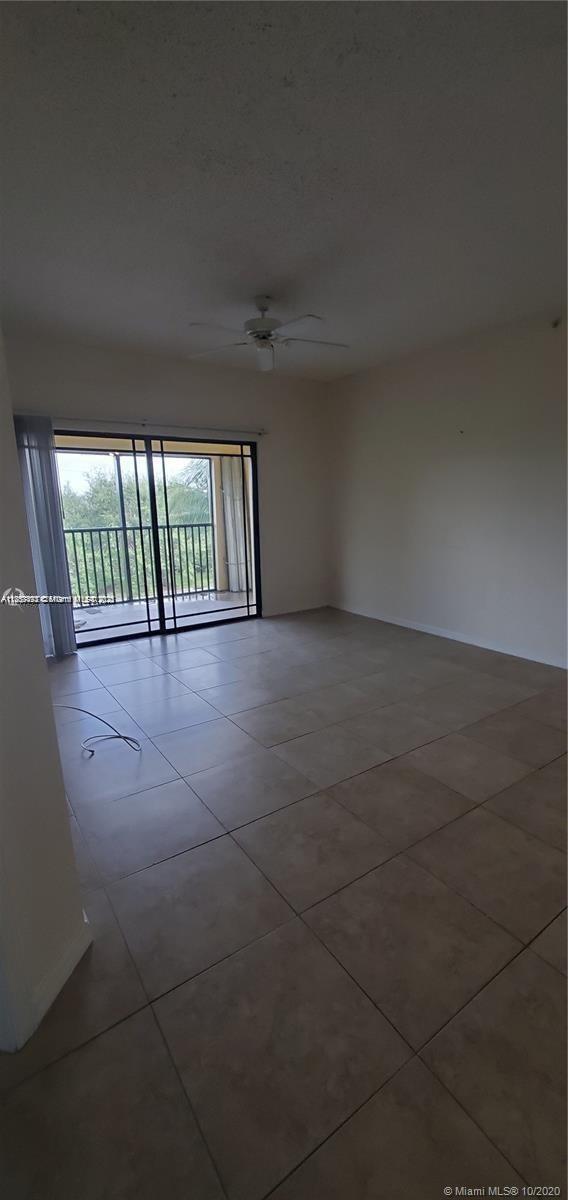 Building Photo - 3018 Alcazar Pl