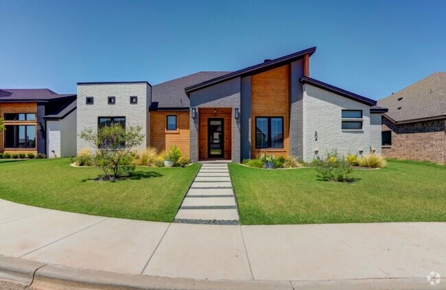Building Photo - 504 Brookshire Ave