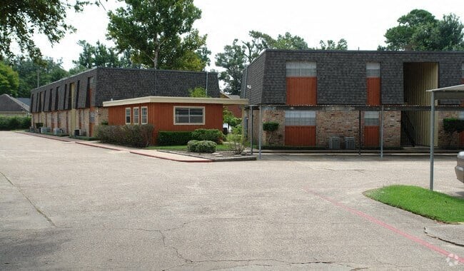 Foto del edificio - Calder Oaks Apartments