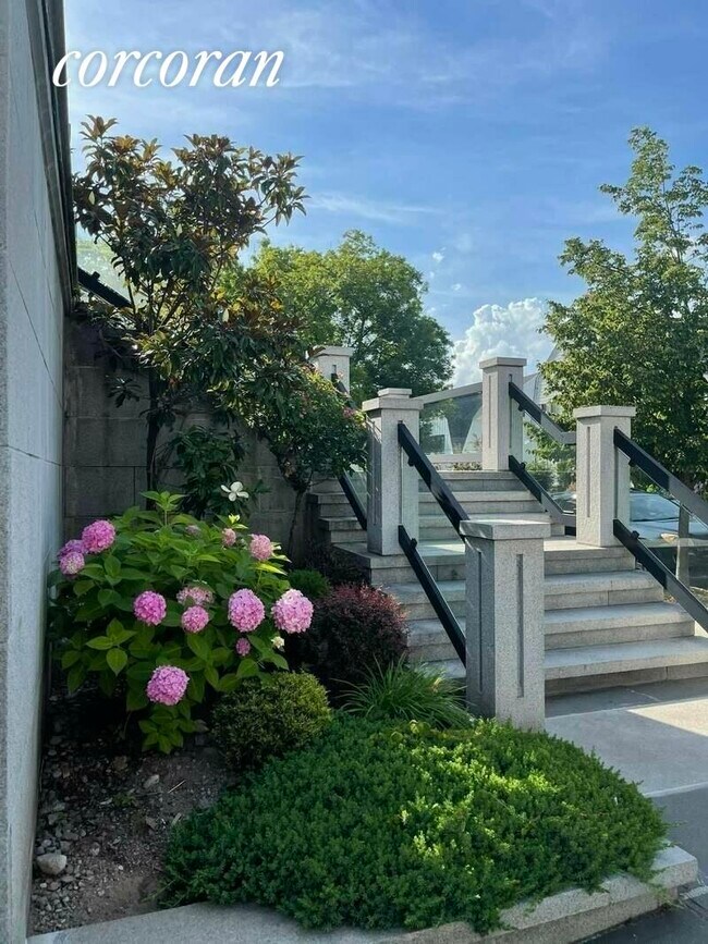 Foto del edificio - 246 83rd St