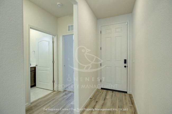 Building Photo - Brand New move in ready 4 bedroom 3 bathro...
