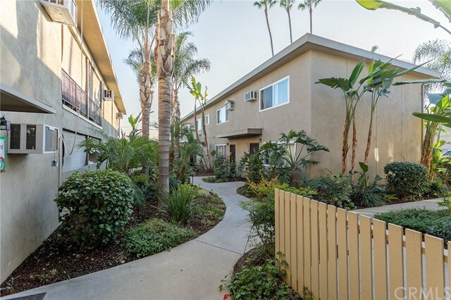 Foto del edificio - 530 E Cypress St