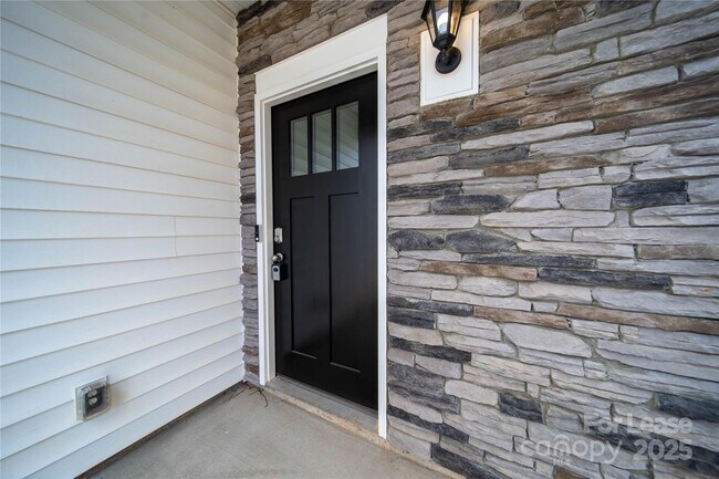 Building Photo - 14217 Wilson Mac Ln