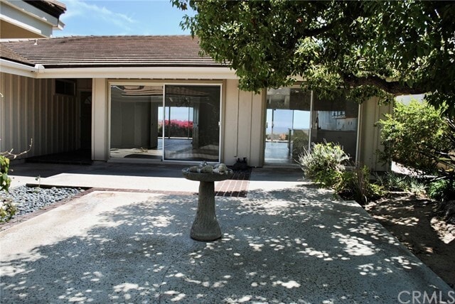 Building Photo - 19 Montecito Dr
