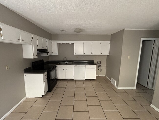 Foto del edificio - 5312 Stage Rd
