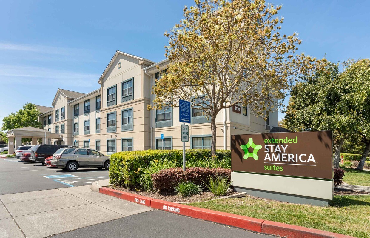 Foto principal - Furnished Studio-Richmond - Hilltop Mall
