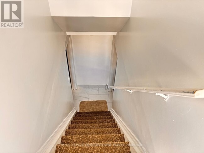 Building Photo - 15 Lafayette Dr