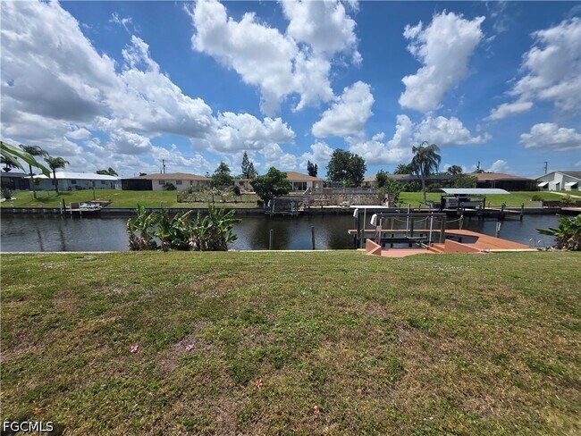 Foto del edificio - 1038 SE 30th St