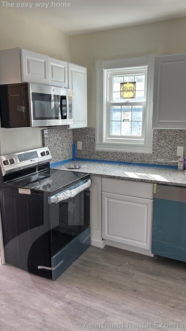 Building Photo - 76 Conwell Ave