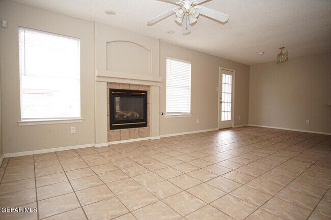 Foto del edificio - 3696 Prairie Rose St