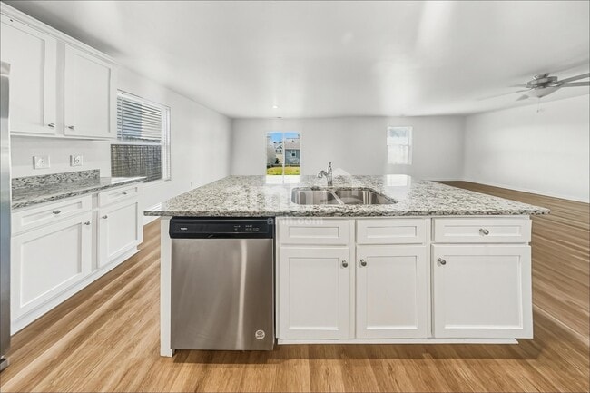 Building Photo - 6038 Mason Tucker Dr