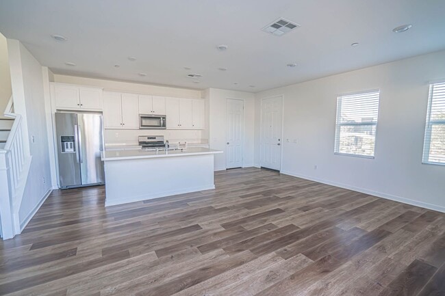 Building Photo - Modern 3-Bedroom Home with Solar and Views in the Five Points Community of Valencia!