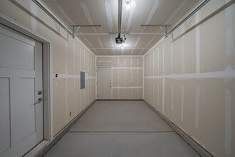 Building Photo - Equinox on Lincoln