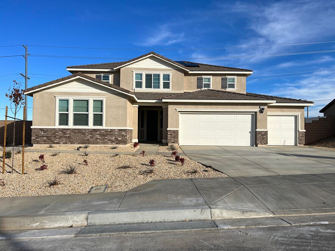42112 Jenny Ln, Lancaster, CA 93536 House Rental in Lancaster, CA