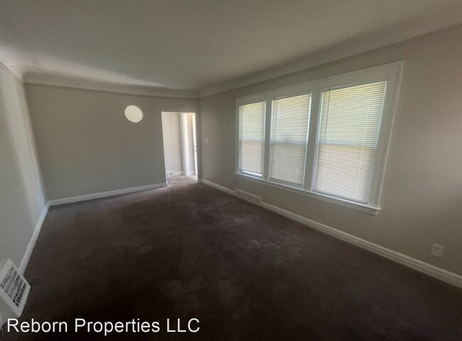 Building Photo - 3 br, 1 bath House - 19156 Waltham St
