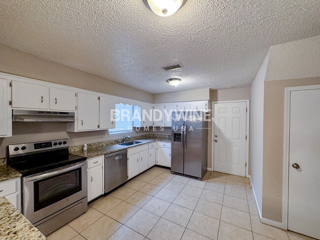 Building Photo - 7256 Mimosa Grove Trail