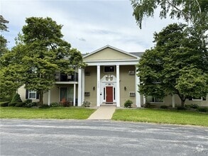 Building Photo - 7112 New Yorker Ave