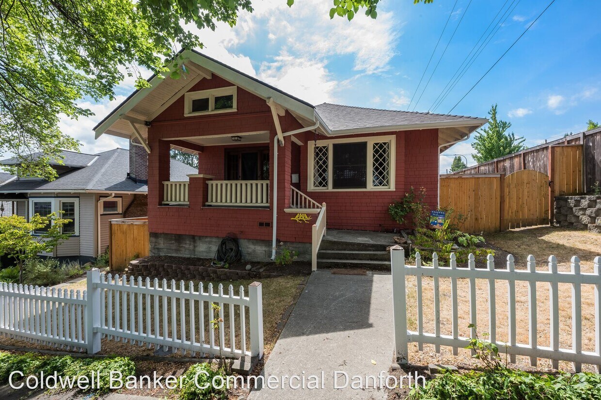 Primary Photo - 4 br, 3 bath House - 3102 8th St