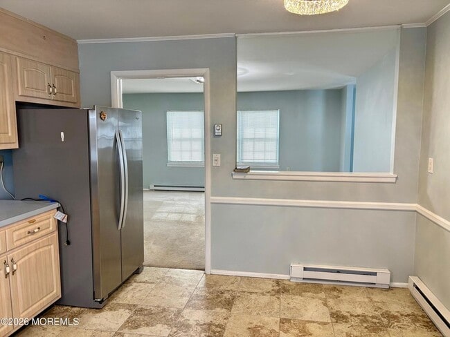 Building Photo - 802B Balmoral Ct