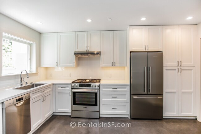 Building Photo - 1339 Francisco St