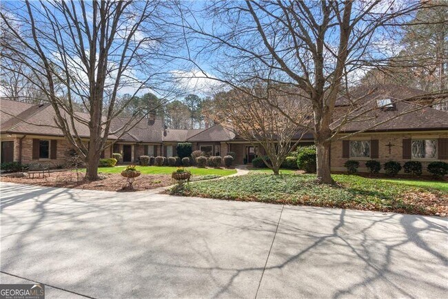 Foto del edificio - 15905 Westbrook Rd