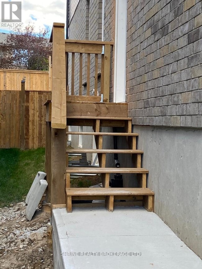Building Photo - 2779 Doyle Dr.