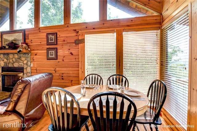 Foto del edificio - 989 Autumn Ridge Way