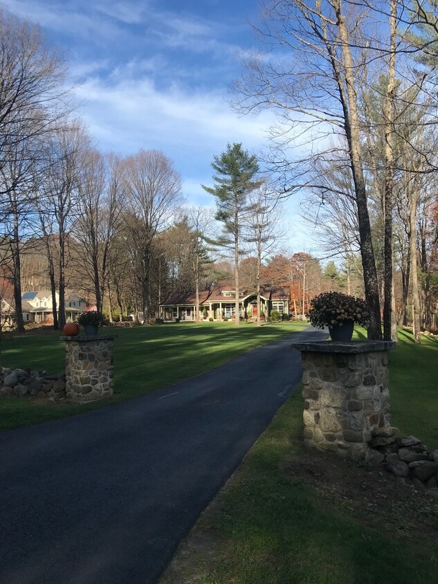 103 Allen Rd, Porter Corners, NY 12859 House Rental in Porter Corners