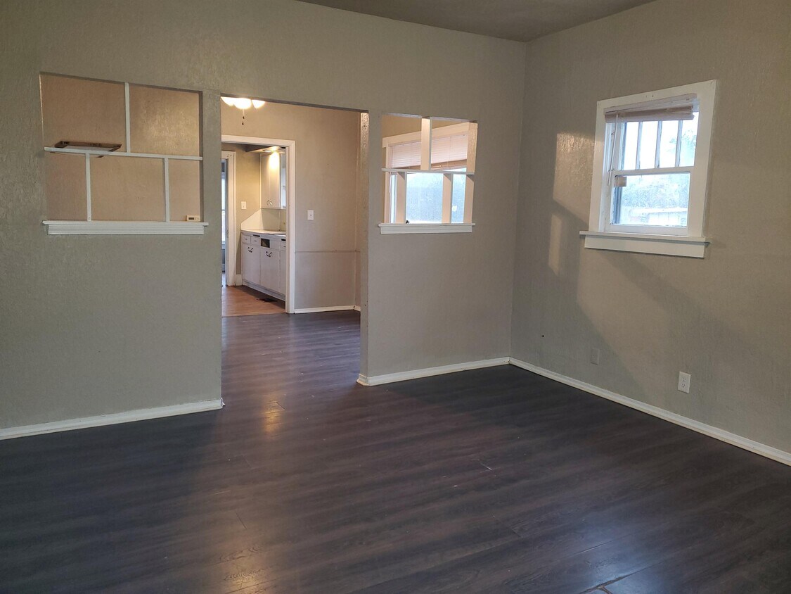Foto principal - 628 N 8th St