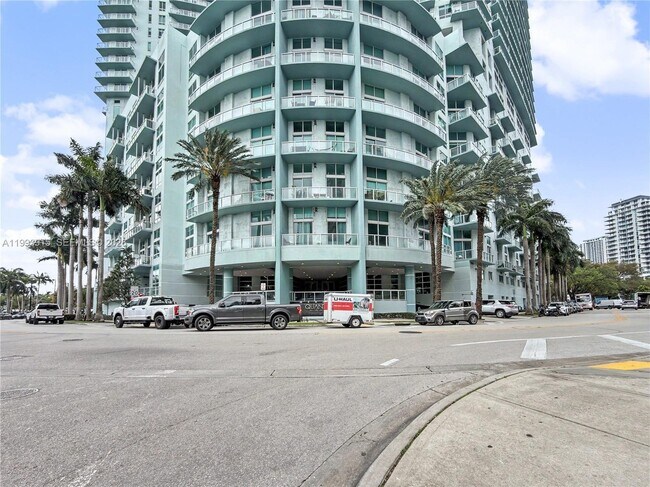 Foto del edificio - 1900 N Bayshore Dr