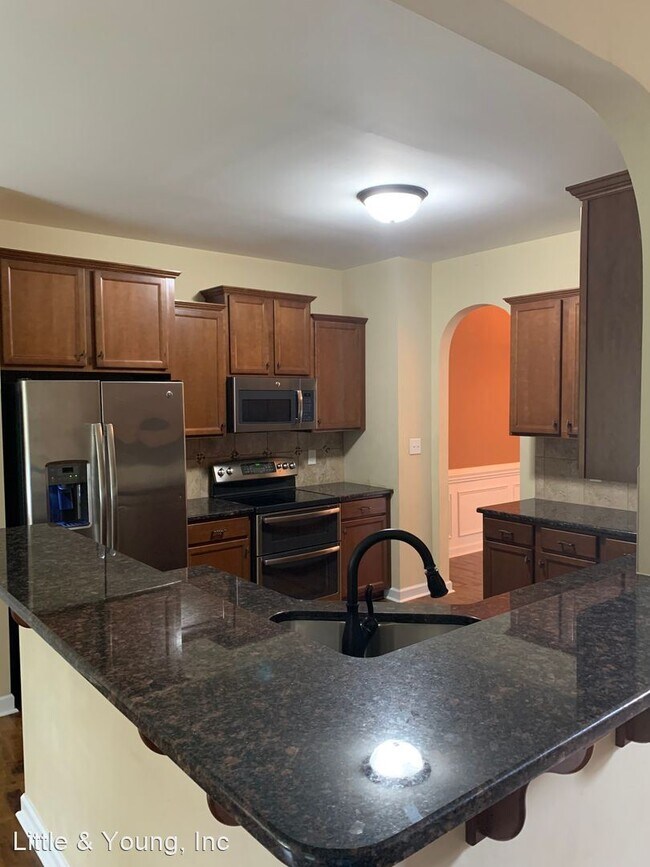 Foto del edificio - 4 br, 3 bath House - 2805 Sand Trap Ln