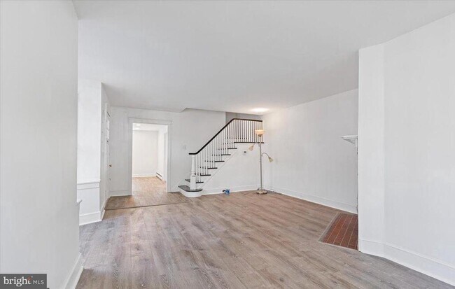 Foto del edificio - 514 E Lancaster Ave